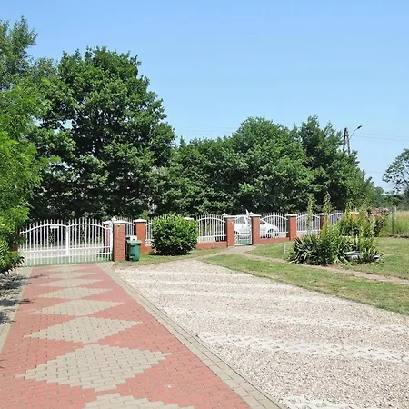 Holiday Home In Nowe Warpno Сasa de vacaciones *